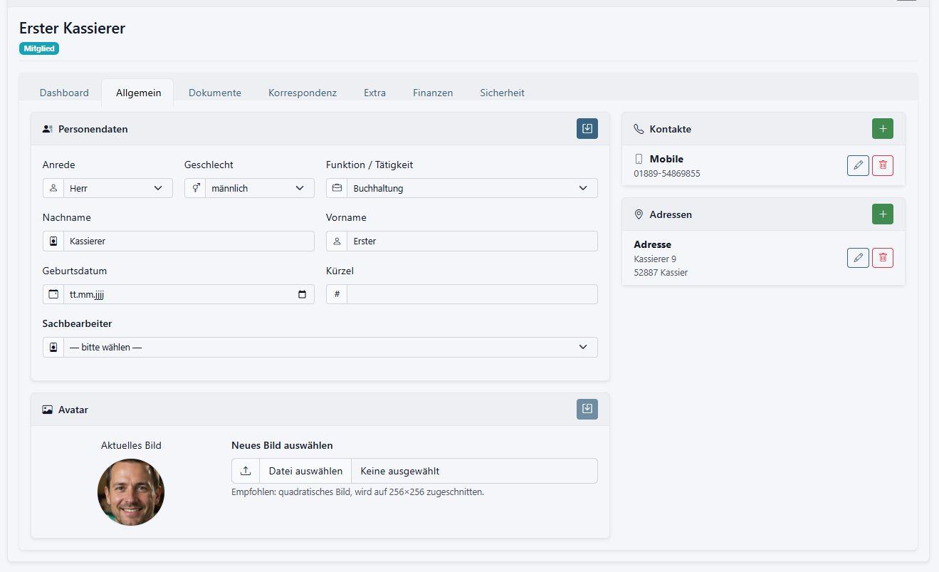 Bereich zur Pflege allgemeiner Personendaten im Cloud Based Office CRM